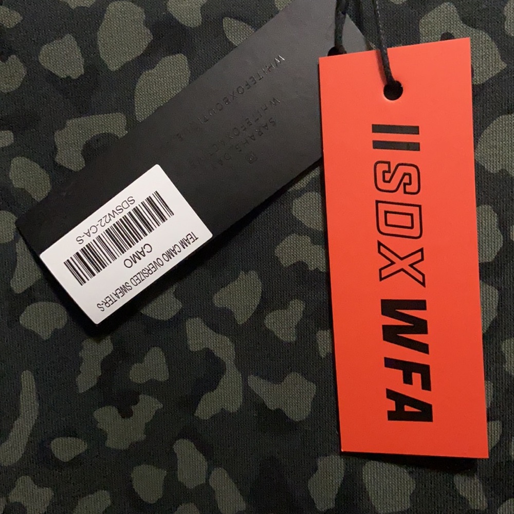 NWT White Fox Sarah’s Day Camo Oversized Sweater - Picture 4 of 6